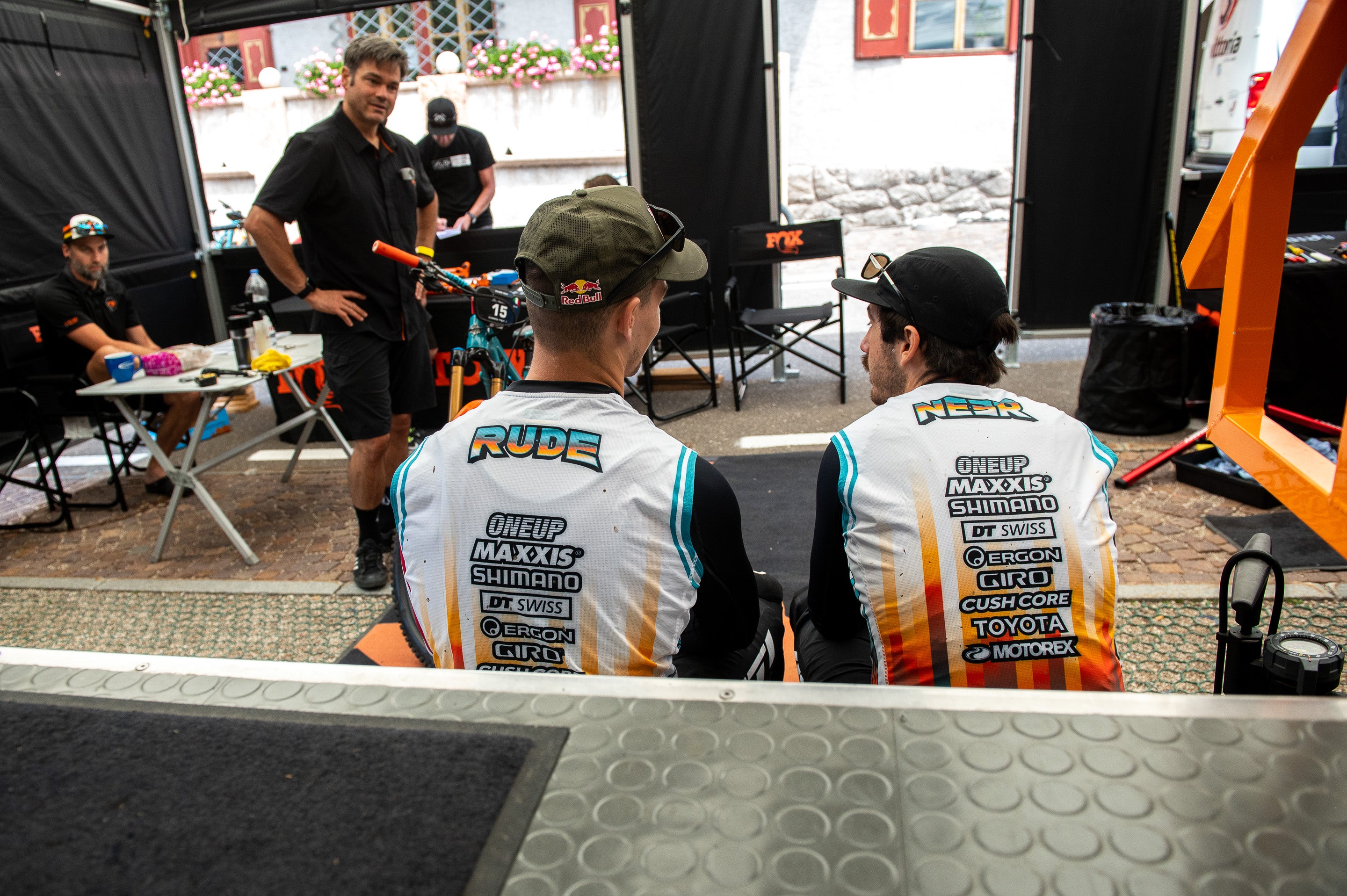 Shawn Neer & Richie Rude - Fox Factory Pits
